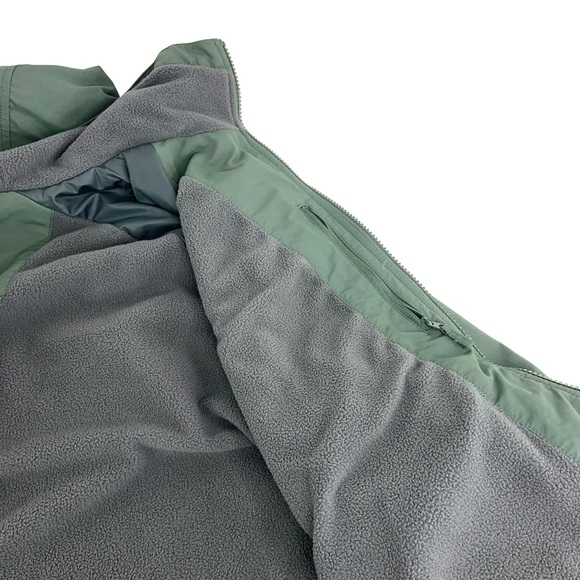 LLBean Green Insulated 3 Season Bomber Hooded Jacket. - Picture 4 of 8